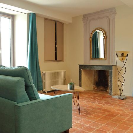 Hotel La Tour Bocsozel La Cote-Saint-Andre Esterno foto