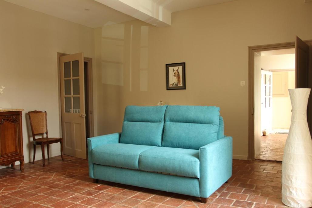 Hotel La Tour Bocsozel La Cote-Saint-Andre Esterno foto